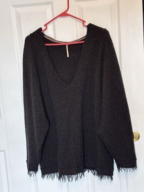 Free People Women's Dark Brown Wool Deep V-Neck Frayed Pullover Sweater Size XS